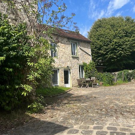 Les Ecuries Bed & Breakfast Recloses Exterior photo